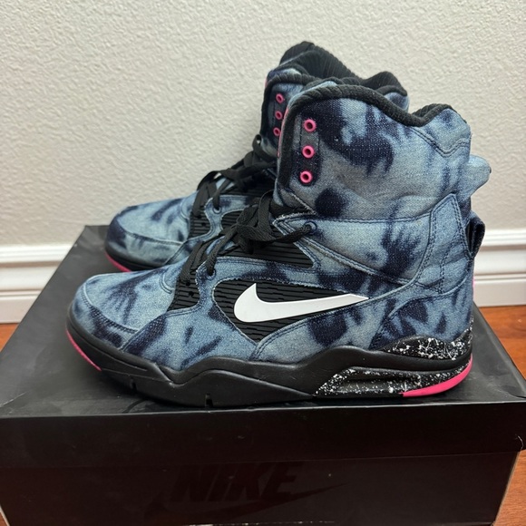 Nike Air Command Force Bleached Denim Size 10.5 - Picture 4 of 8